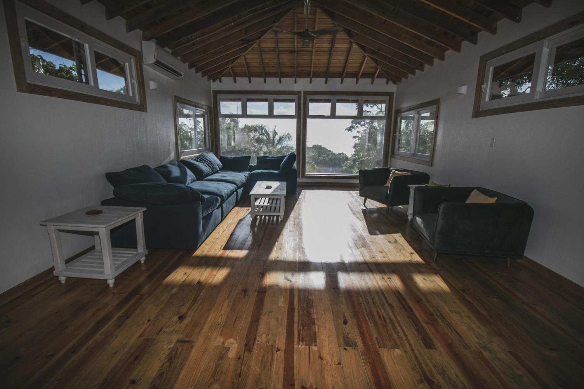 Luna Beach Luxury Boutique Beach Front Resort Jobs Bight Esterno foto